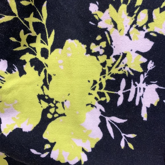 Two pairs of leggings - Picture 8 of 8